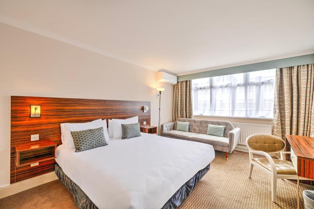 The Palms Hotel