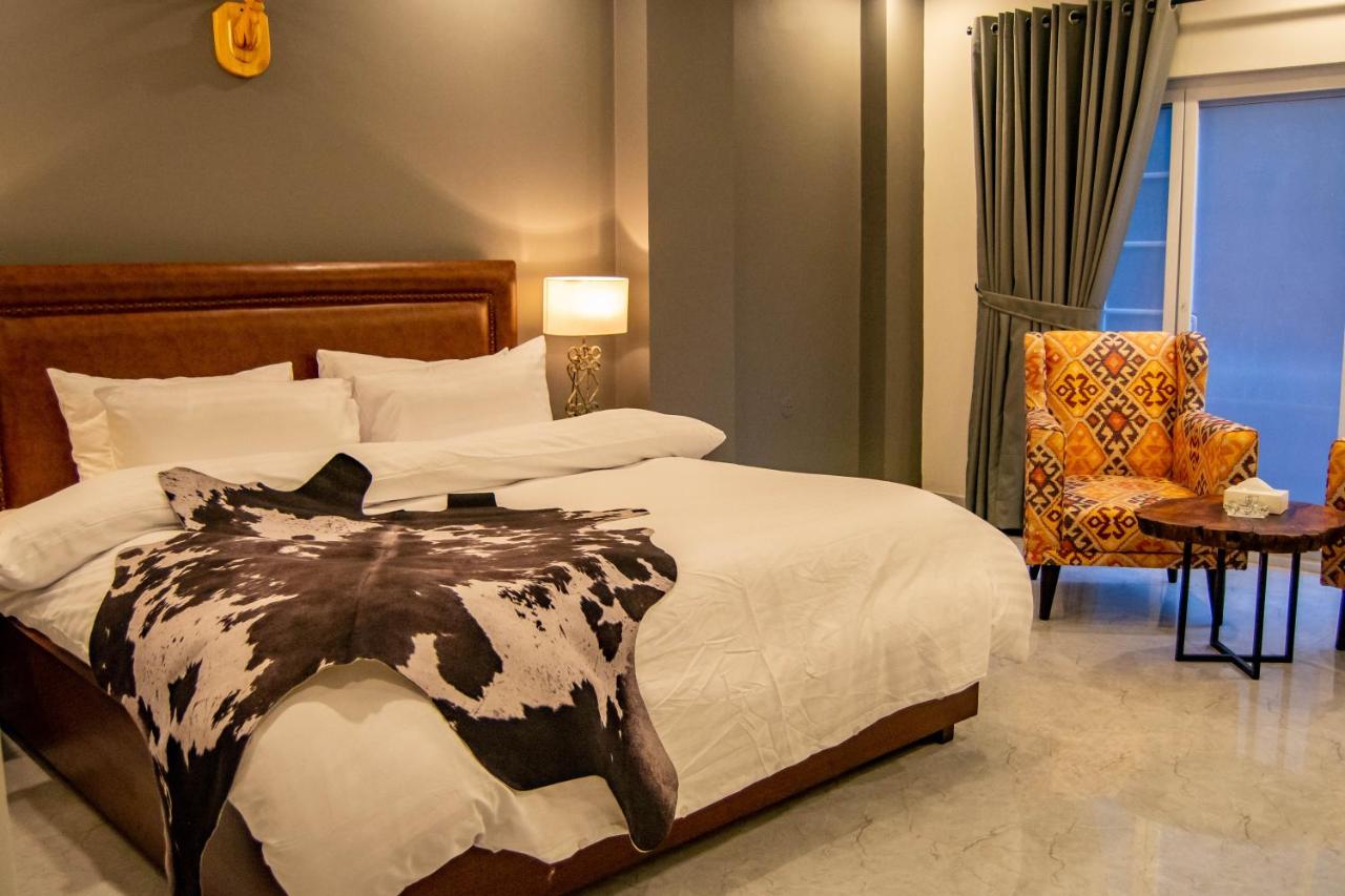Standard Double Or Twin Bed