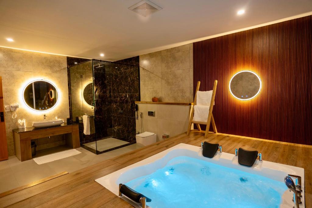 Tibet Hotel