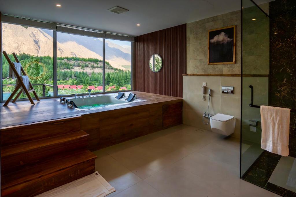 Tibet Hotel