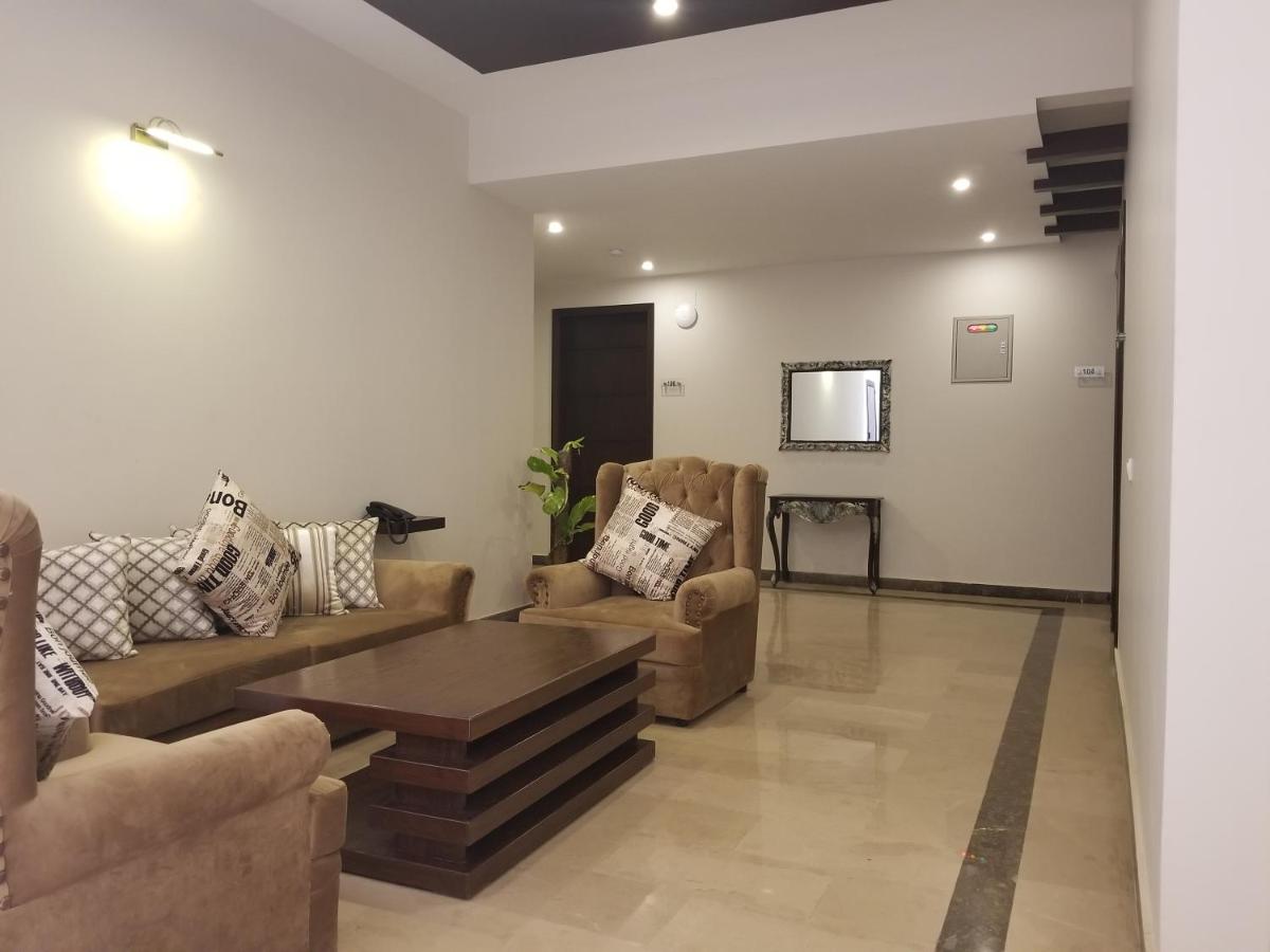 Zifan Hotel & Suites, Karachi