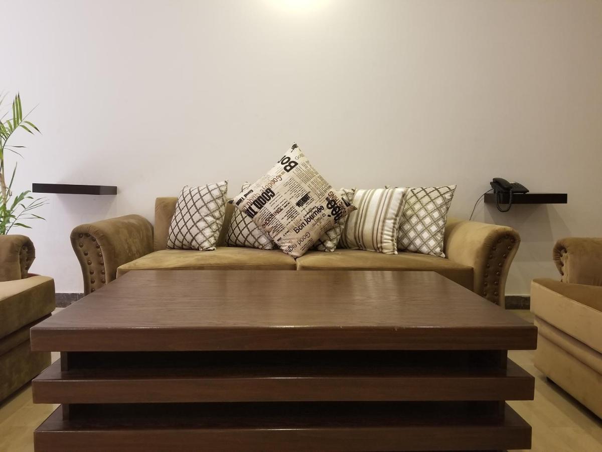 Zifan Hotel & Suites, Karachi