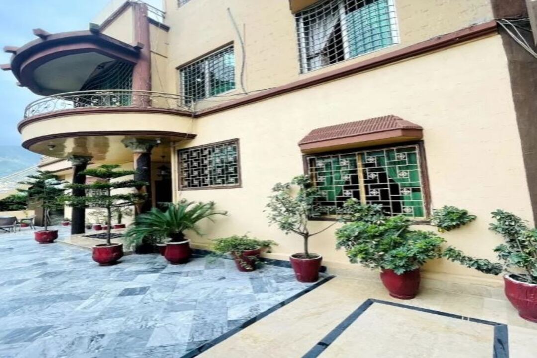 The Lodge Guest House, Muzaffarabad