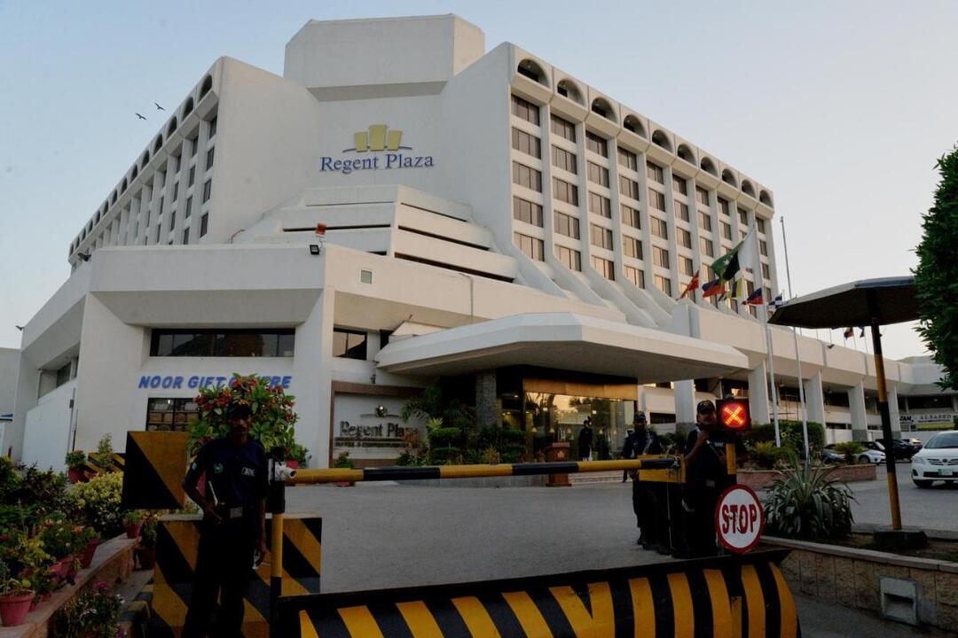 Regent Plaza Hotel & Convention Center, Karachi