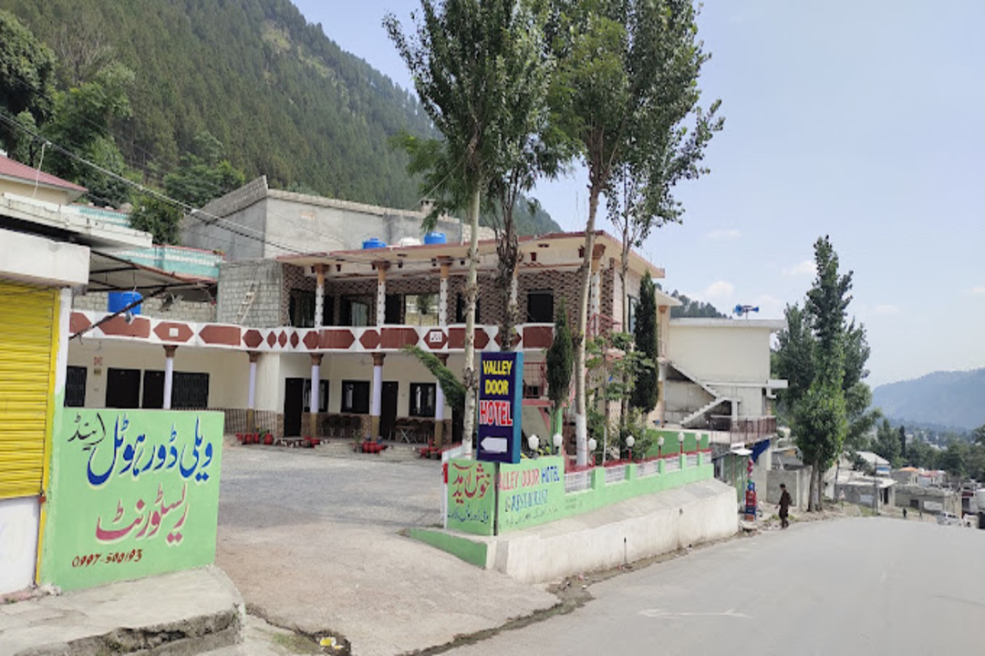 Hotel Valley Door Balakot