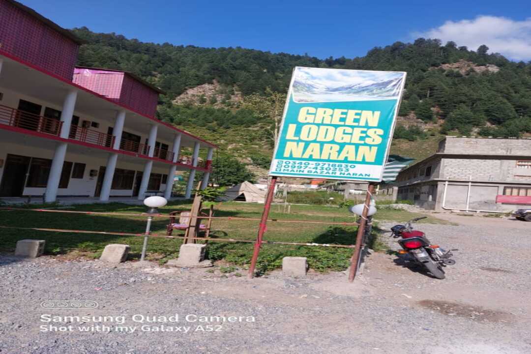 Green Lodges Naran