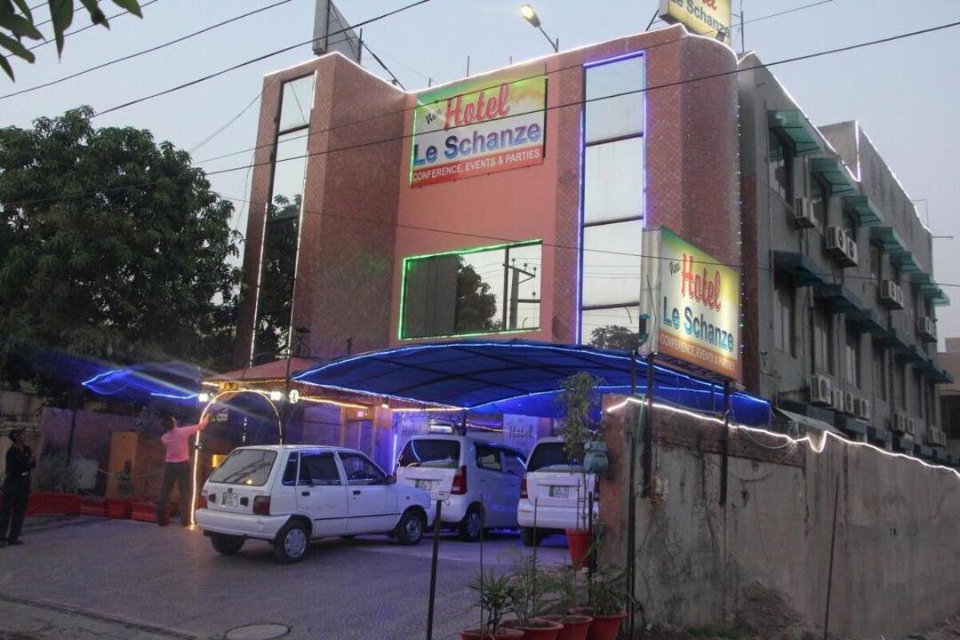 Le Schanze Hotel Lahore
