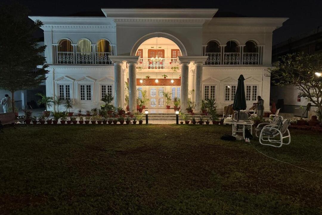 White House Karachi