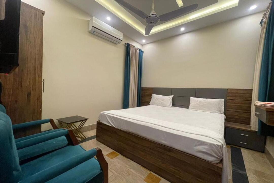 Karachi Guest House