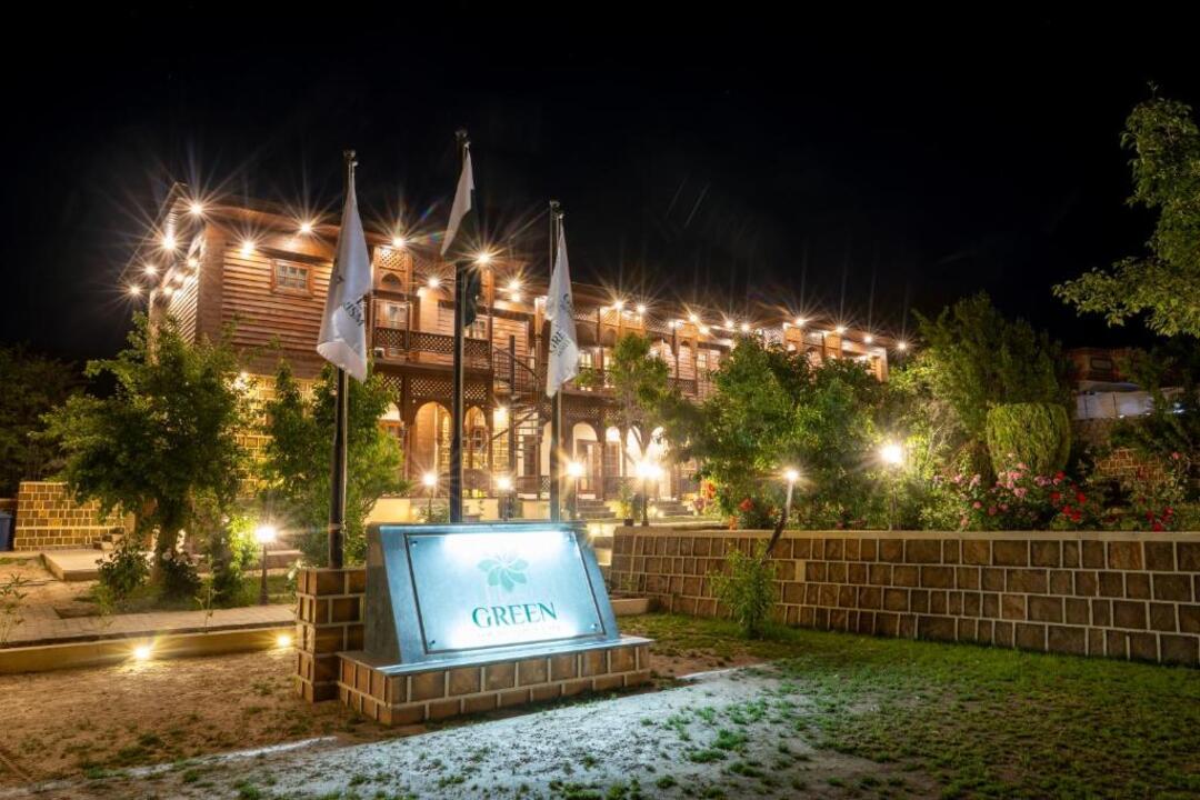 GreenPak Hotel Booni
