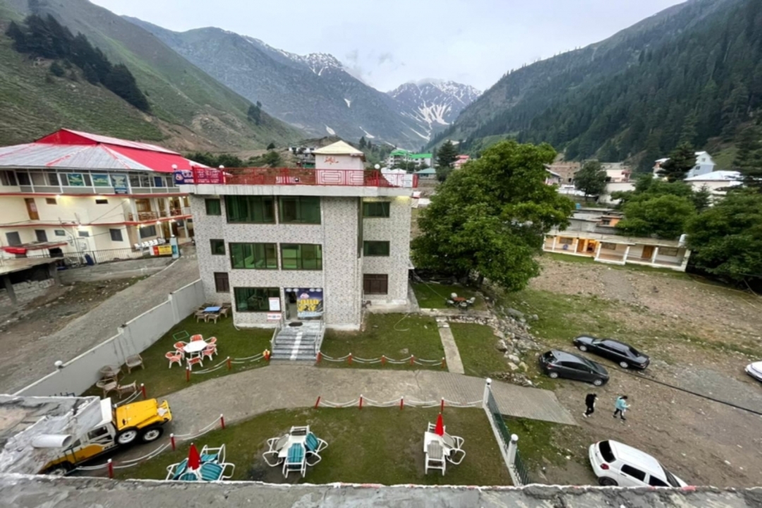 Cloud Way Hotel Naran