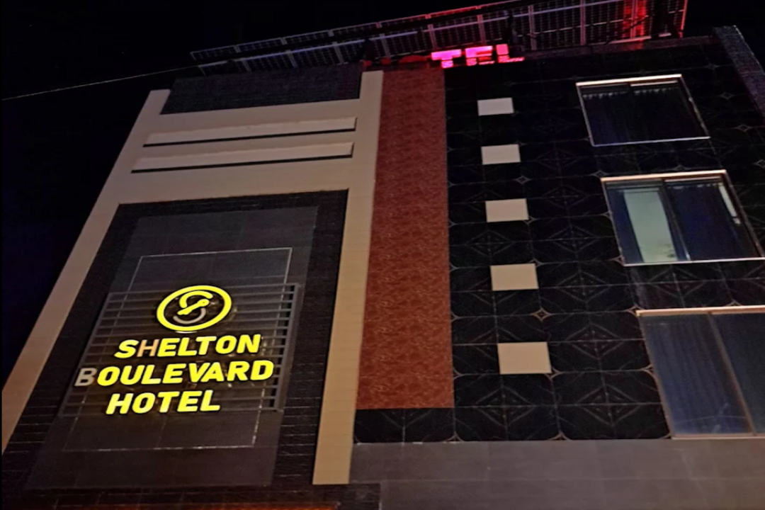 Shelton Boulevard Hotel Lahore