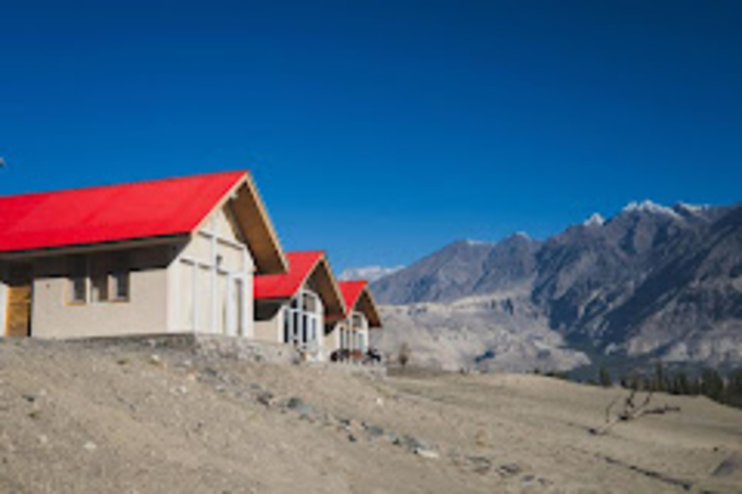 Oasis Basecamp Resort