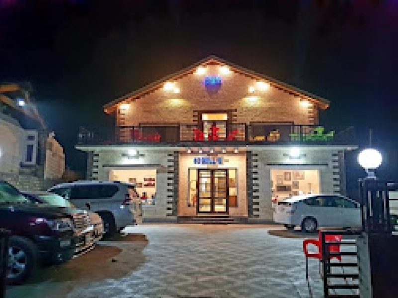 62 Hills Hotel, Ayubia 