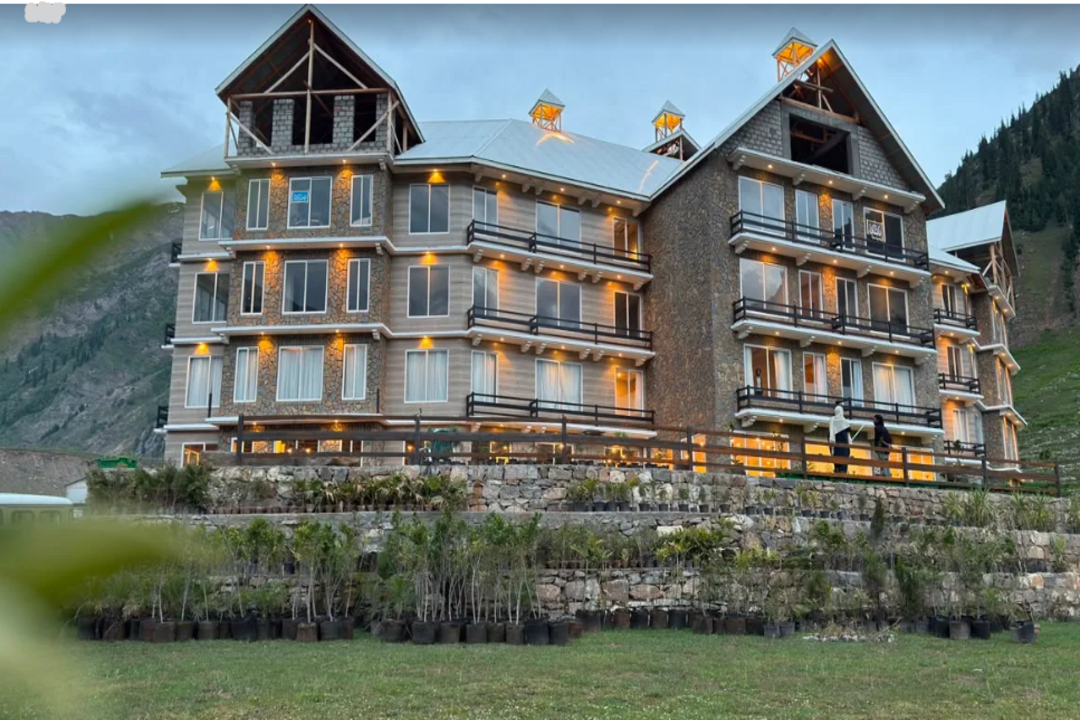 Conifer Hotels & Resorts