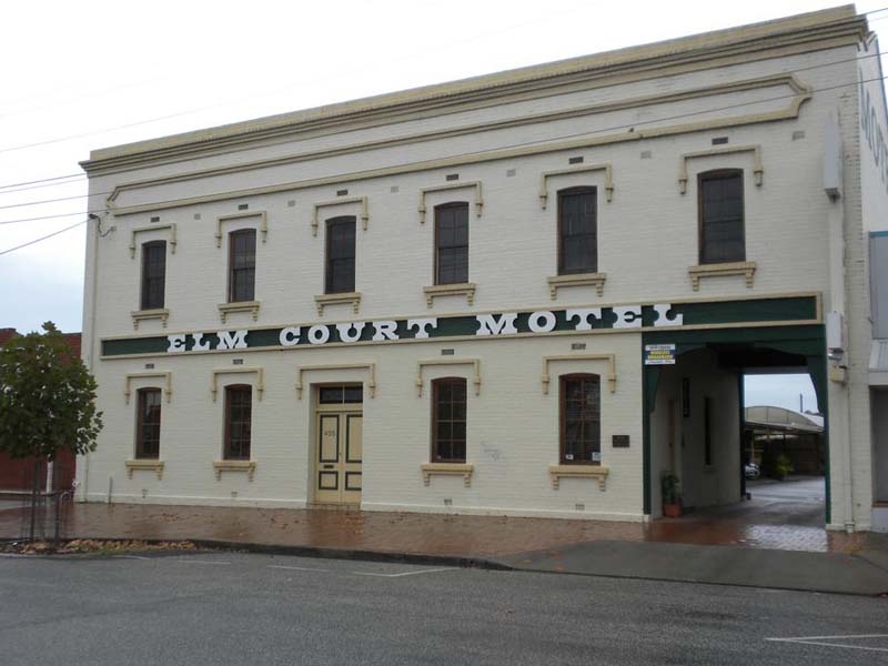 Elm Court Motel