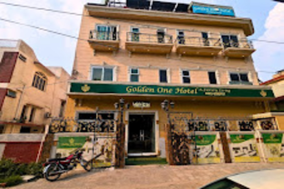 GOLDEN ONE HOTEL