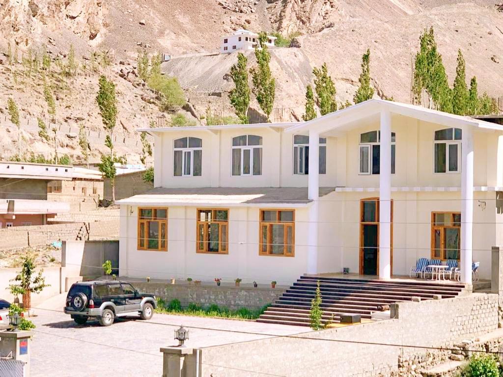 Hispar Hotel Skardu