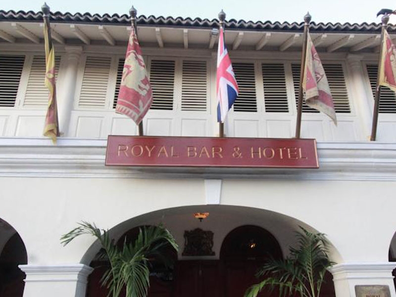 Royal Bar & Hotel