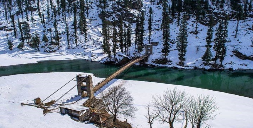 4 Days Students/Group Tour/Trip Package to Neelum Valley