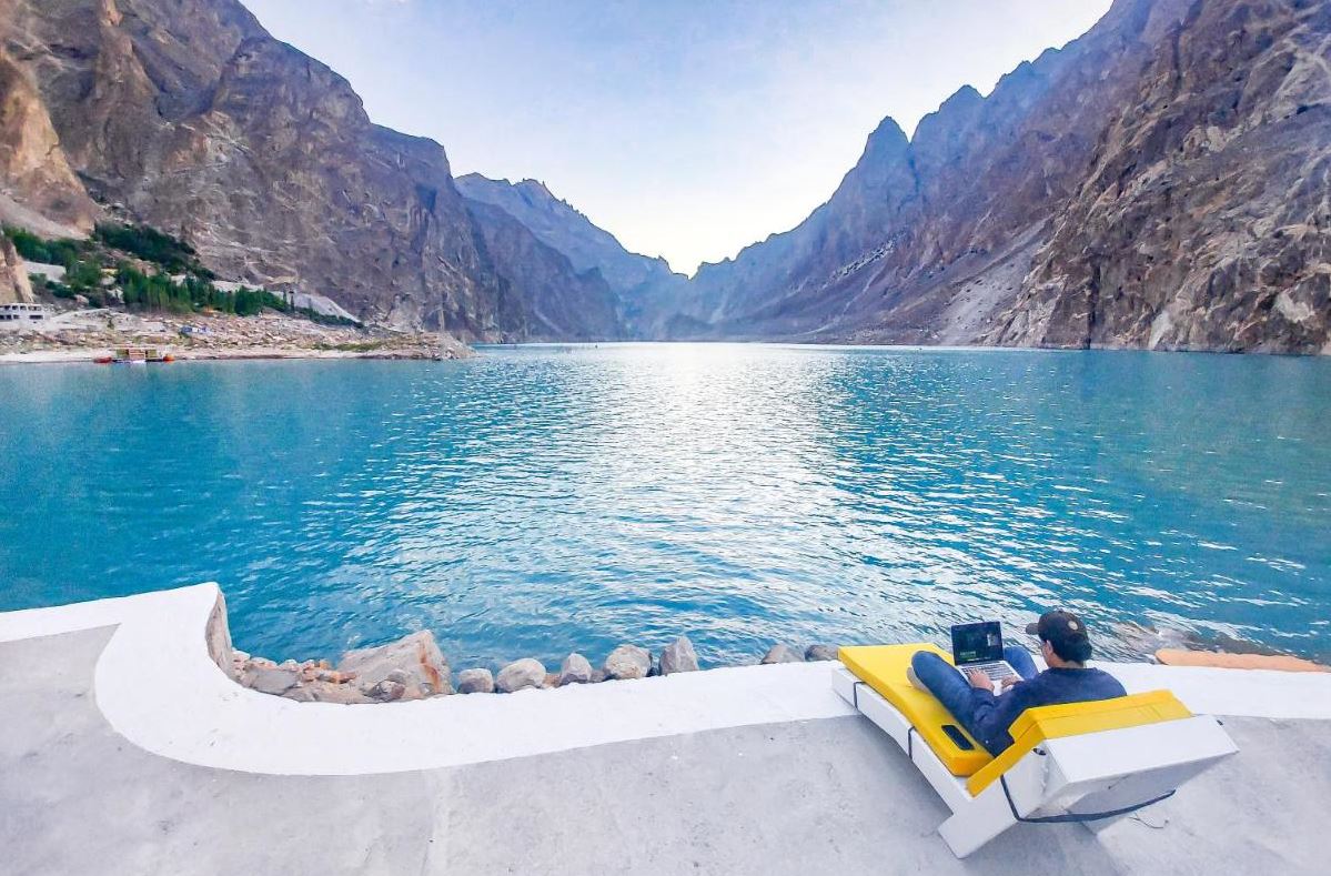 5 Days 4 Nights Hunza Honeymoon Tour Package (by air)
