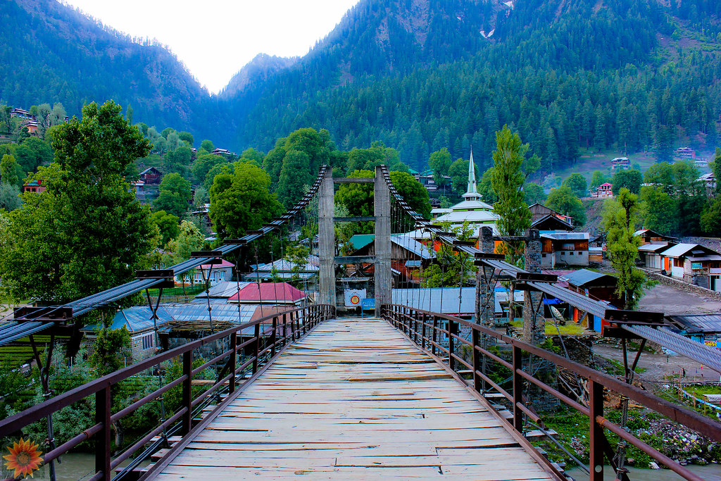 tour packages from islamabad to neelum valley