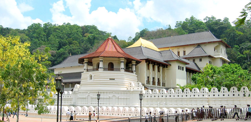 Day 04 : Kandy Temple of the Sacred Tooth Relic